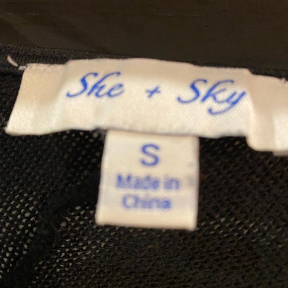 She & Sky lightweight‎ sheer sweater - Picture 4 of 4